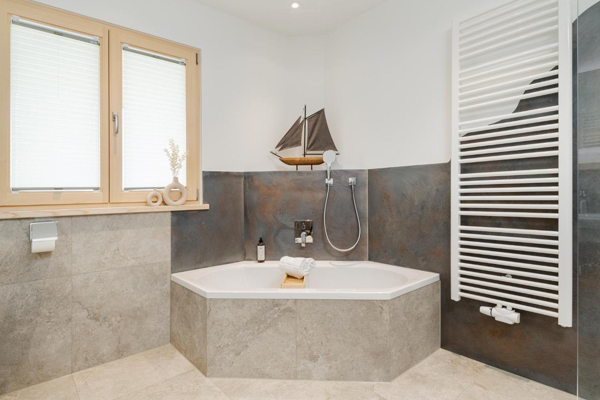 Fenjoy: Ferienapartment In Neubau / Balkon / Bbq Bernau am Chiemsee Εξωτερικό φωτογραφία